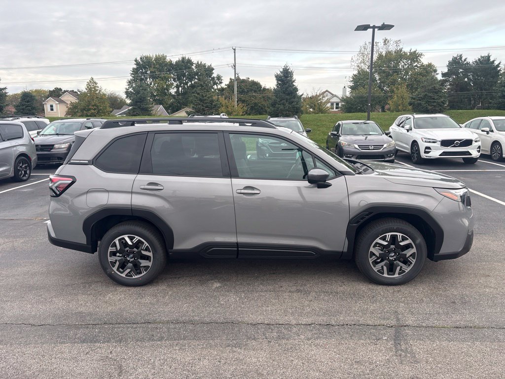 New 2026 Subaru Forester Premium AWD/4WD image 2