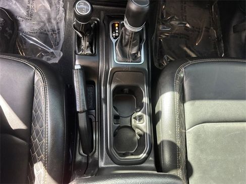 Used 2023 Jeep Gladiator Overland image 31