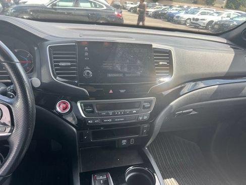 Used 2019 Honda Passport Touring image 17