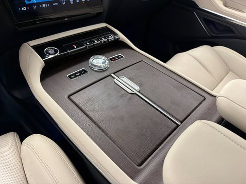 New 2027 Lincoln Navigator L Premier AWD/4WD image 33