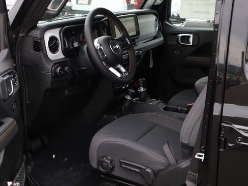 New 2024 Jeep Wrangler Sahara w/ Technology Group image 13