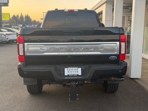 Used 2021 Ford F350 Limited w/ FX4 Off-Road Package AWD/4WD image 4
