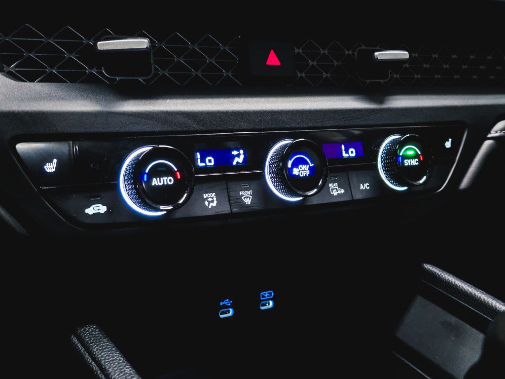 Used 2025 Honda Accord SE image 27