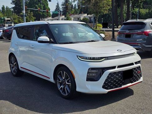 Used 2020 Kia Soul GT-Line Turbo FWD image 2