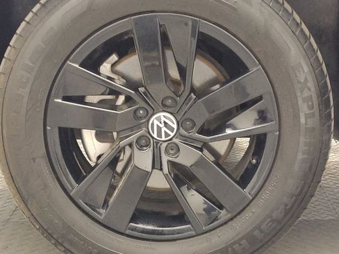 Used 2022 Volkswagen Atlas SE image 31