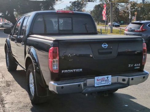 Used 2019 Nissan Frontier SV w/ Value Truck Package image 7