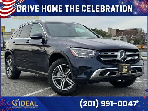 Used 2021 Mercedes-Benz GLC 300 4MATIC image 1
