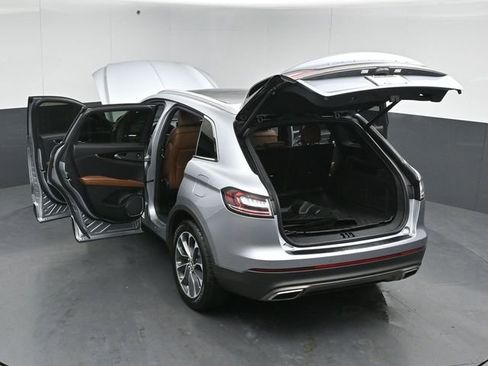 Certified 2023 Lincoln Nautilus Reserve w/ Luxury Package image 59