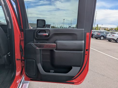 Certified 2021 Chevrolet Silverado 2500 LTZ AWD/4WD image 41