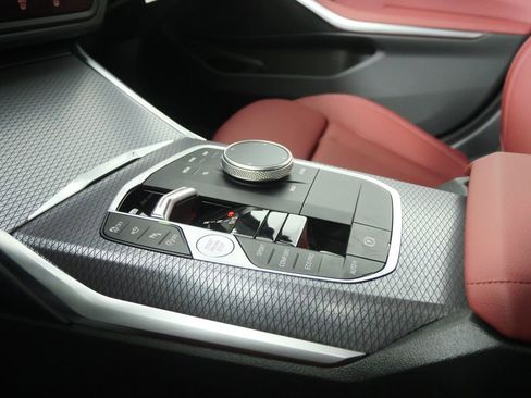 New 2026 BMW 330i Sedan w/ M Sport Package image 21