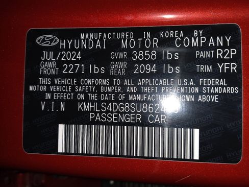 Used 2025 Hyundai Elantra SEL FWD image 33