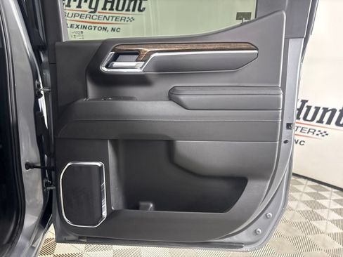 Used 2025 GMC Sierra 1500 Elevation AWD/4WD image 26