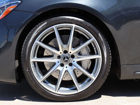 Used 2019 Mercedes-Benz S 560 Sedan w/ AMG Line Exterior image 20