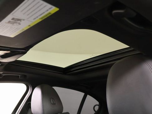 Used 2021 BMW 330e w/ Convenience Package image 16