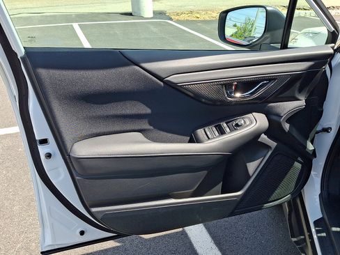 Used 2025 Subaru Outback Premium image 13