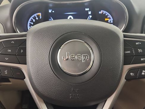 Used 2020 Jeep Grand Cherokee Limited AWD/4WD image 12