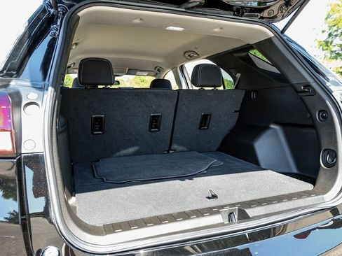 Used 2022 Chevrolet Equinox LS image 54