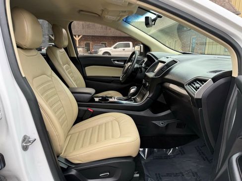 Used 2016 Ford Edge SEL w/ Equipment Group 201A image 22
