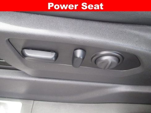 Used 2021 GMC Sierra 1500 AT4 w/ AT4 Value Package AWD/4WD image 32