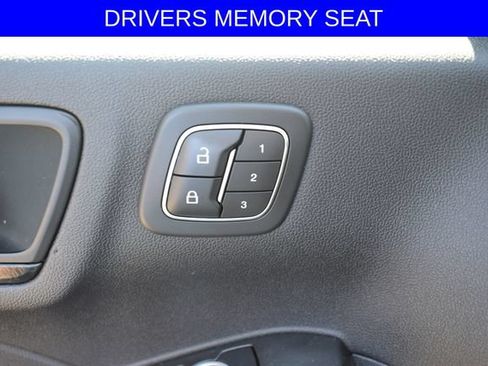 Used 2022 Ford Escape SEL w/ Technology Package AWD/4WD image 5
