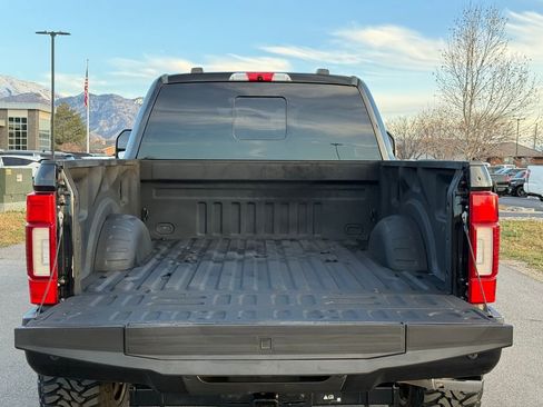 Used 2021 Ford F350 Platinum AWD/4WD image 12