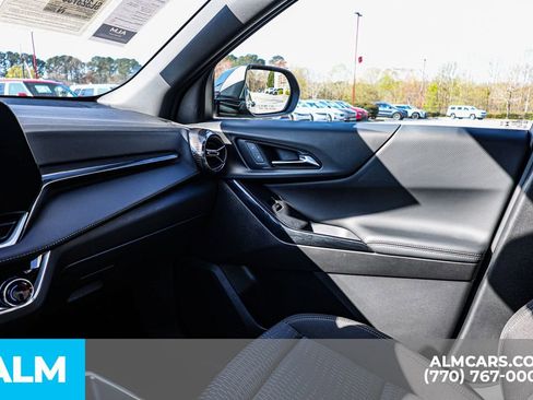 Used 2025 Chevrolet Equinox LT image 44