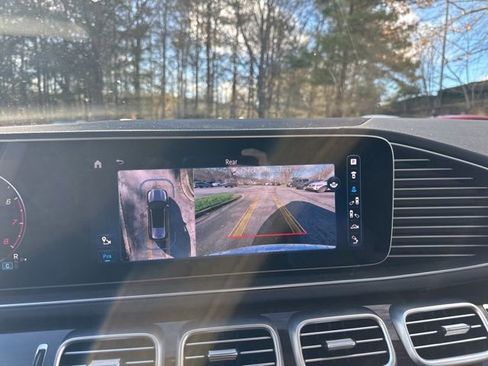 Used 2024 Mercedes-Benz GLS 450 4MATIC w/ Pinnacle Trim Package image 20