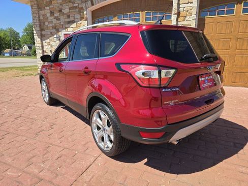 Used 2018 Ford Escape Titanium w/ Ford Safe & Smart Package AWD/4WD image 5