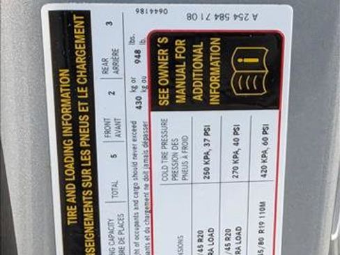 Certified 2026 Mercedes-Benz GLC 300 image 22