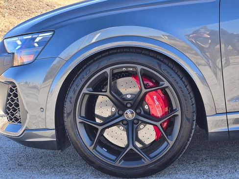 Used 2025 Audi RS Q8 performance image 13
