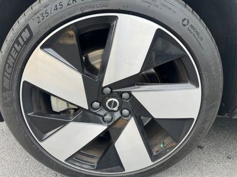 Used 2023 Volvo C40 P8 Recharge Ultimate w/ Protection Package Premier AWD/4WD image 23