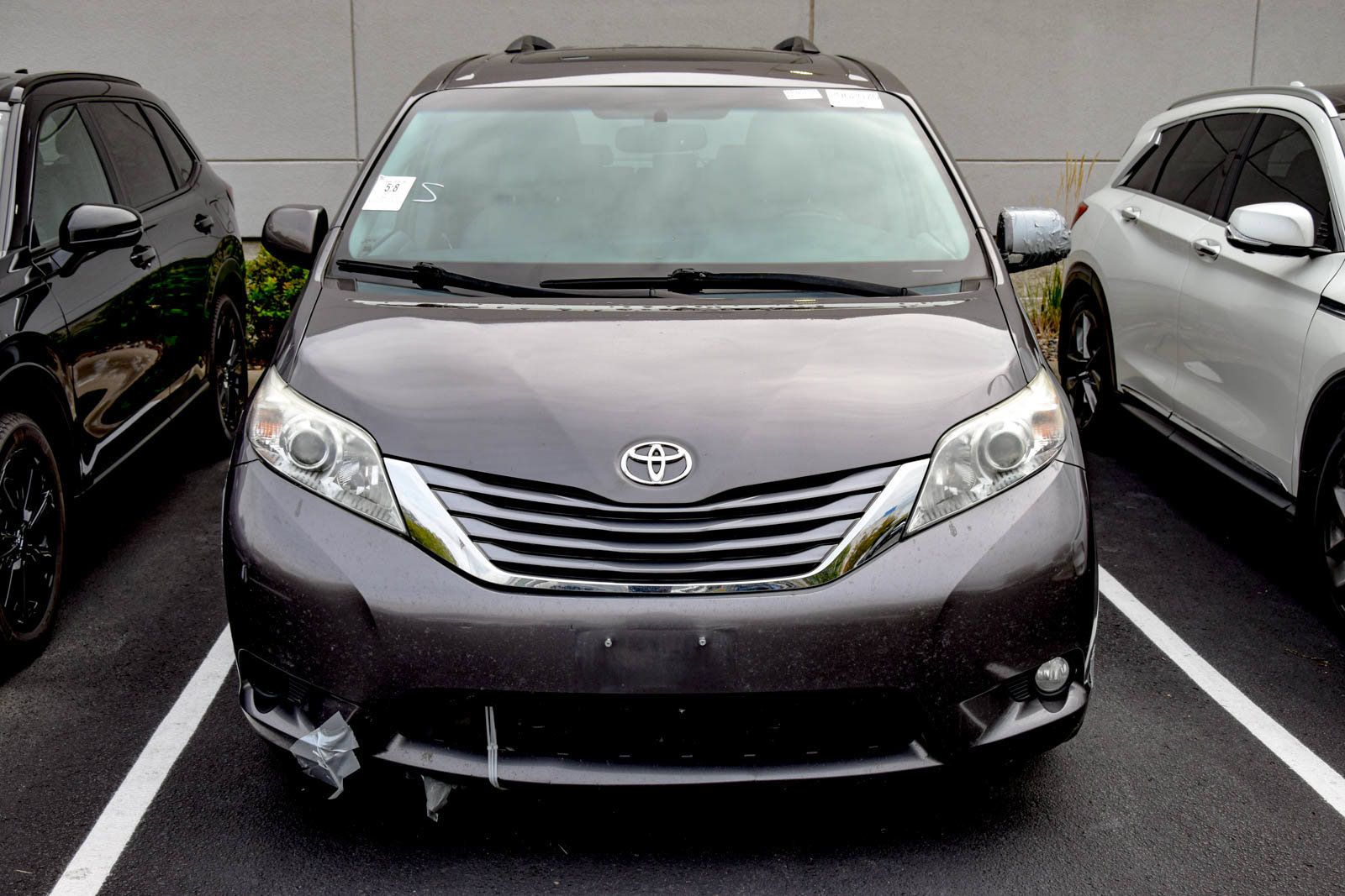 Used 2015 Toyota Sienna XLE FWD image 14