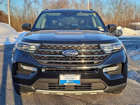 Used 2020 Ford Explorer XLT w/ Equipment Group 202A image 2