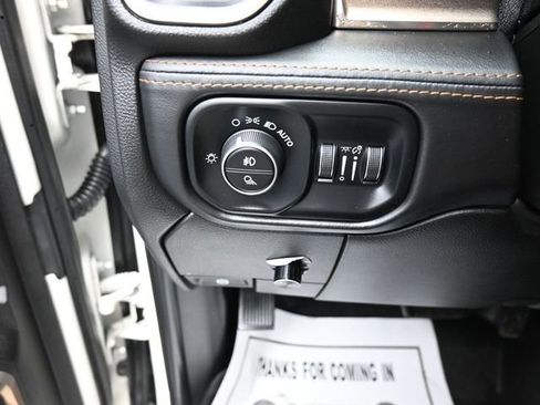 Used 2020 RAM 3500 Limited image 19