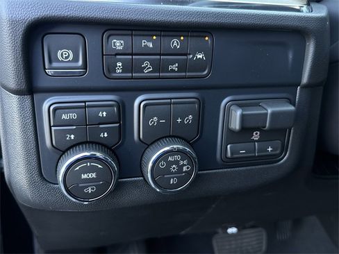 New 2026 Chevrolet Tahoe High Country image 16