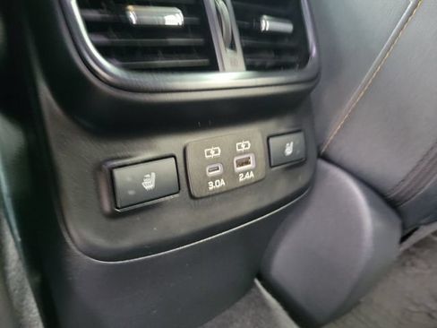 Used 2025 Subaru Outback Wilderness w/ Wilderness Package AWD/4WD image 18