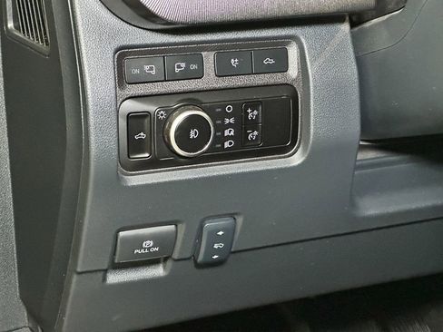 Certified 2024 Ford F250 Platinum AWD/4WD image 29