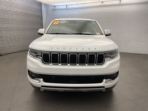 Used 2022 Jeep Wagoneer Series III image 10