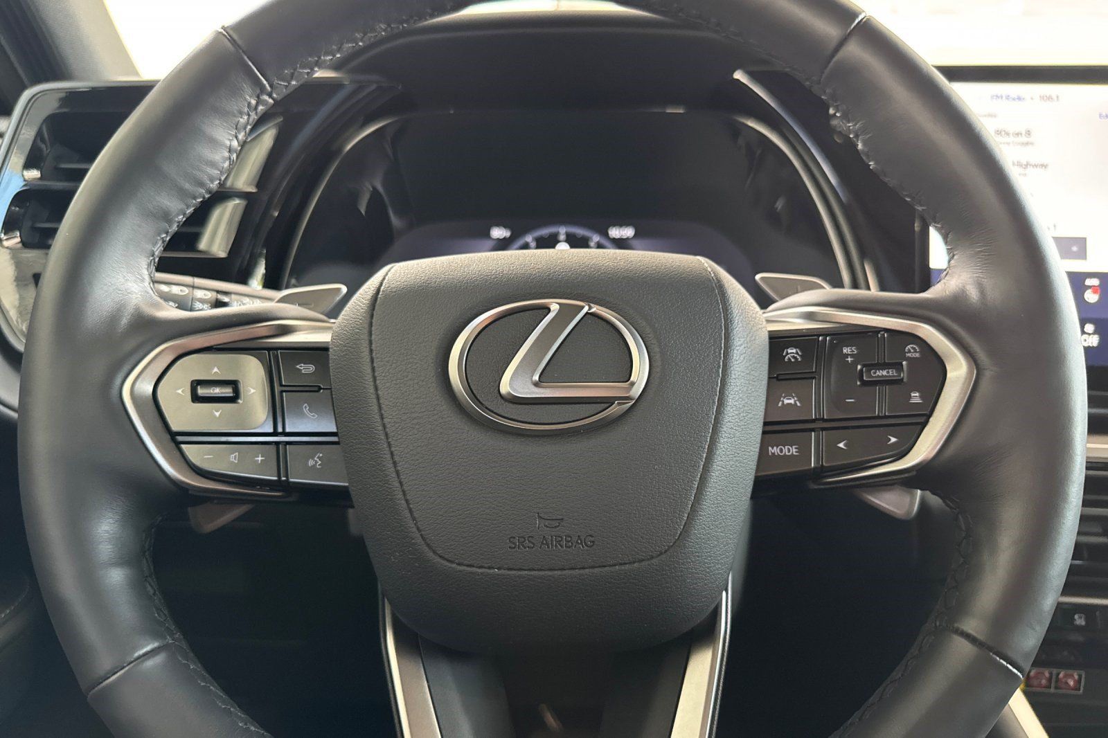Certified 2025 Lexus TX 350 FWD w/ Technology Package image 30