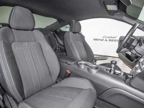Used 2020 Ford Mustang GT w/ Black Accent Package RWD image 20