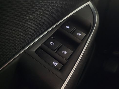 Used 2018 Chevrolet Cruze LT FWD image 27