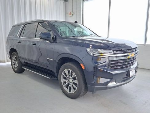 Used 2022 Chevrolet Tahoe LT w/ Luxury Package AWD/4WD image 4