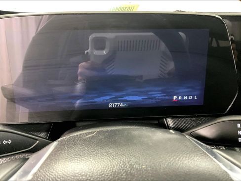 Used 2025 Chevrolet Equinox LT image 24