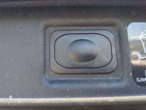 New 2025 Ford Mustang Mach-E Premium image 15