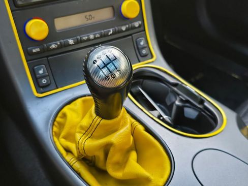 Used 2006 Chevrolet Corvette Coupe w/ Preferred Equipment Group image 30