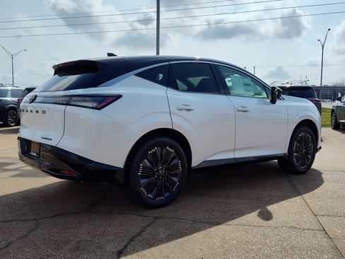 New 2026 Nissan Murano Platinum image 5