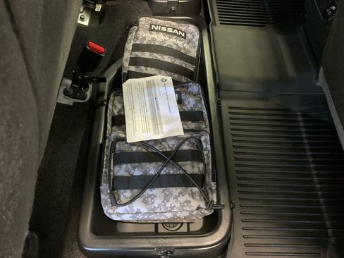 Used 2022 Nissan Frontier PRO-4X image 28