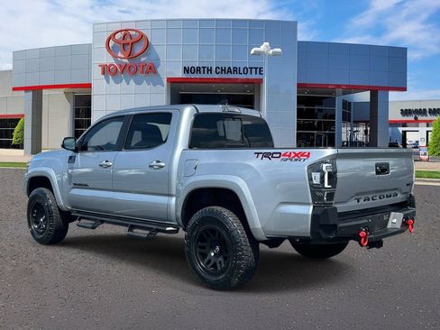 Used 2023 Toyota Tacoma TRD Sport w/ TRD Premium Sport Package AWD/4WD image 6