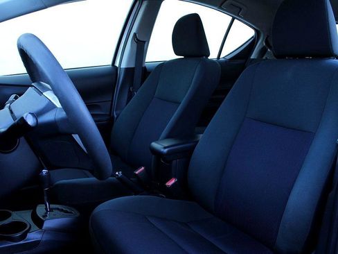 Used 2017 Toyota Prius C Two image 15