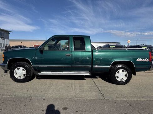Used 1997 GMC Sierra 1500 SL w/ Image Max Pkg image 3